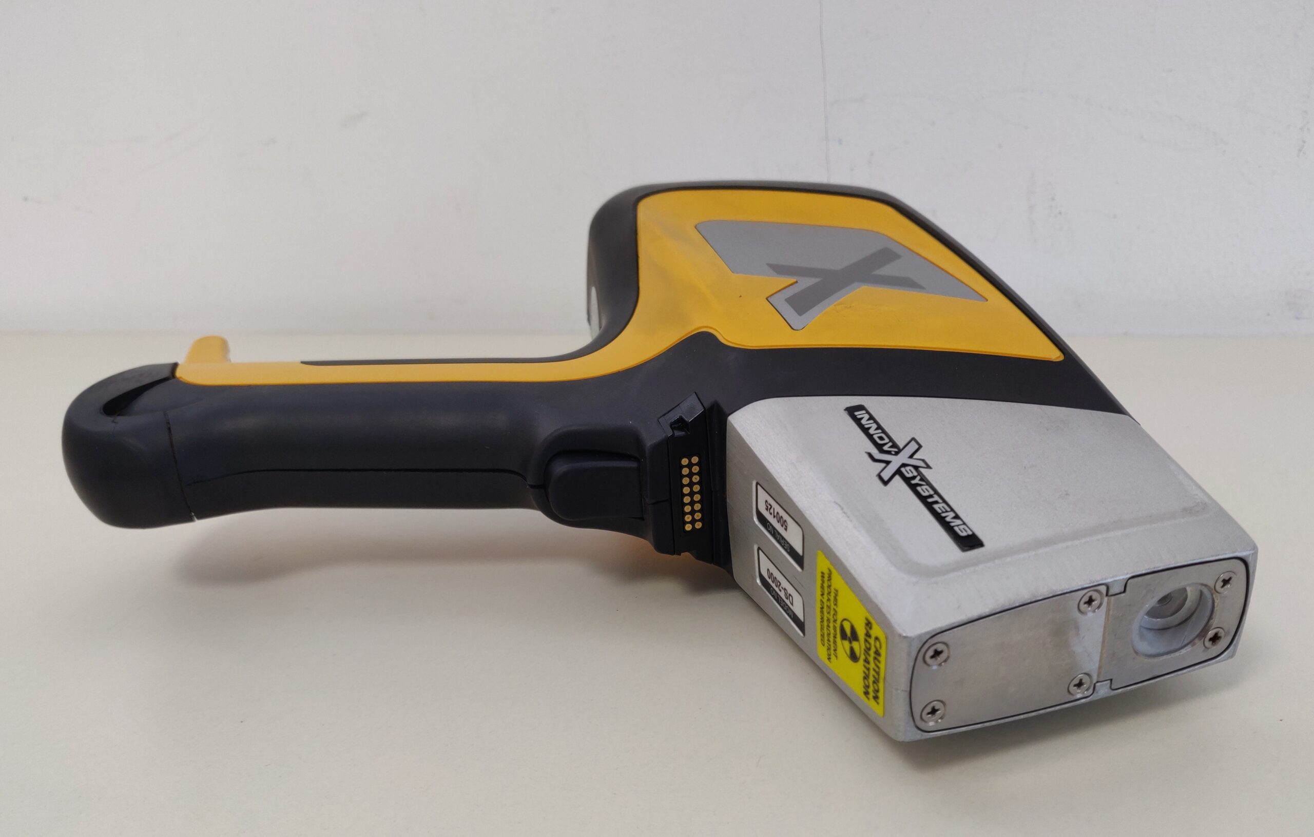 Analizzatore XRF portatile Delta Standard