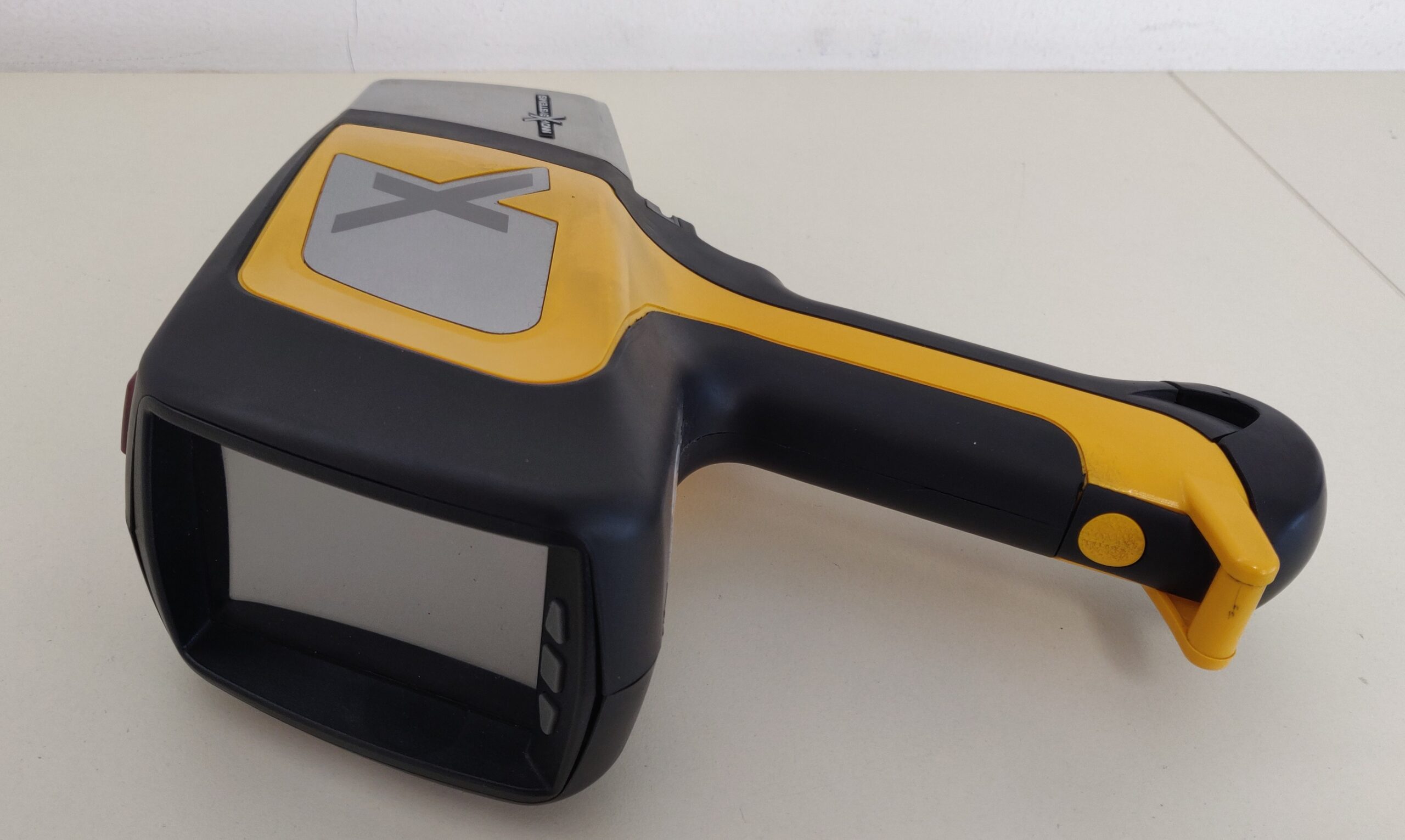Analizzatore XRF portatile Delta Standard