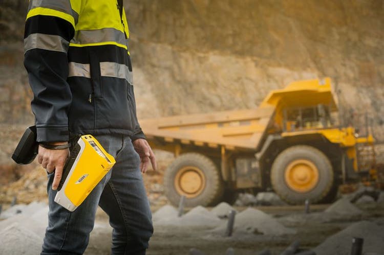 XRF portatile Vanta per geochimica e mining